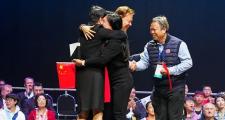 华体会官网-奥克兰运动员速度惊人：犹如闪电般脱颖而出