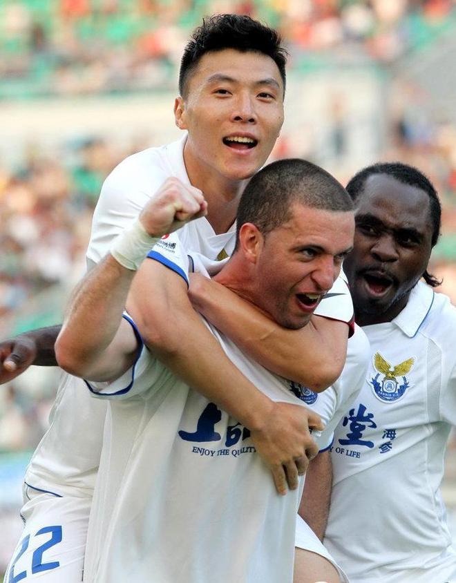 大连一方不敌广州富力遭遇败绩