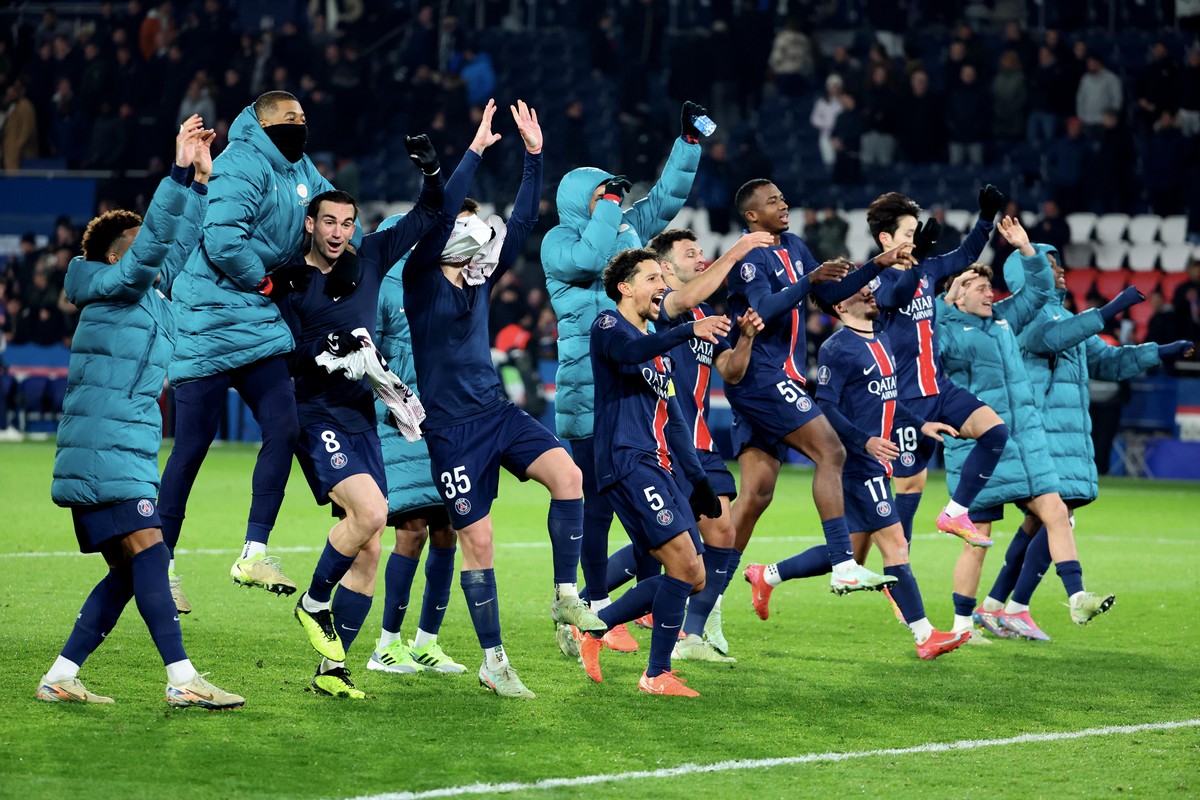 法国球队实现五连胜壮行至半决赛