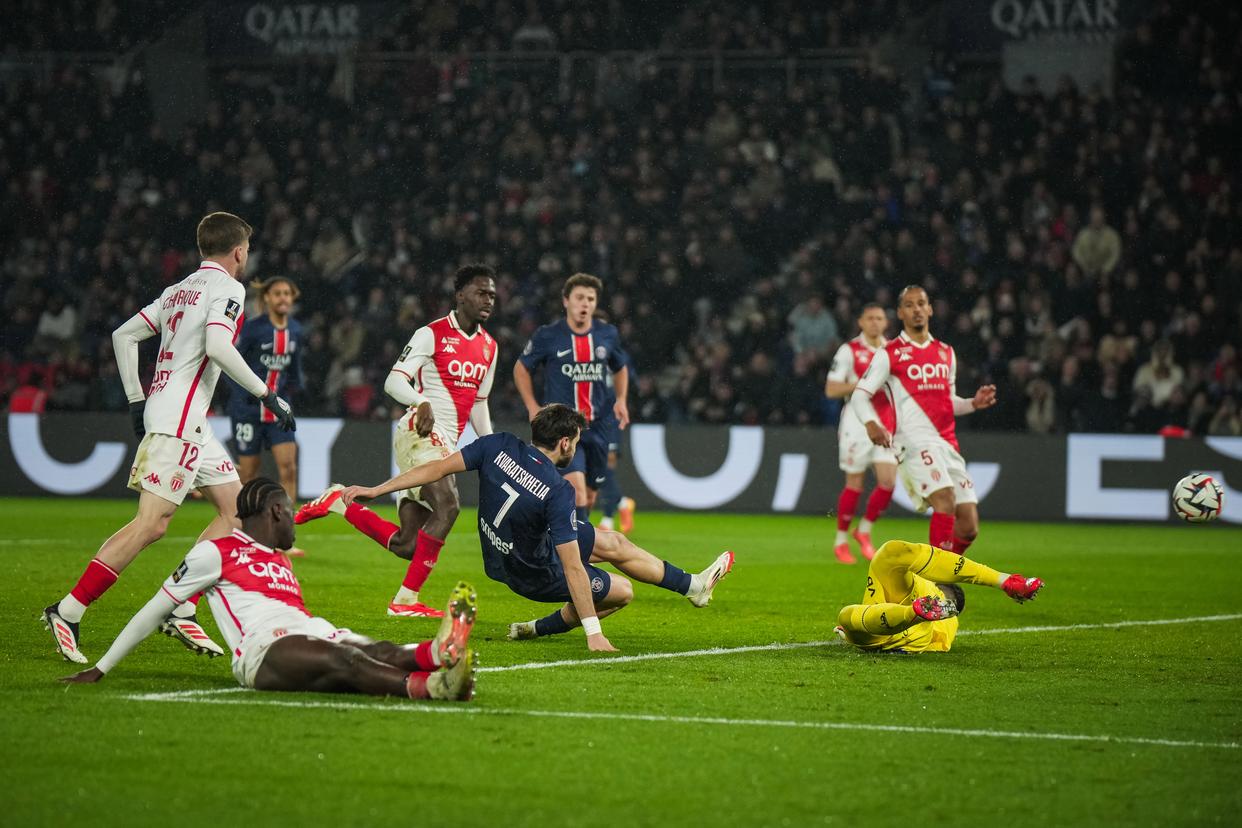 法国球队备战即将到来的大赛事