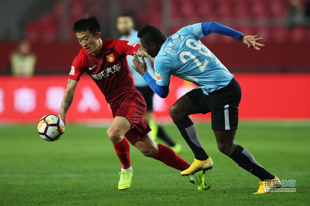 大连一方客场全胜，河北华夏遗憾失分