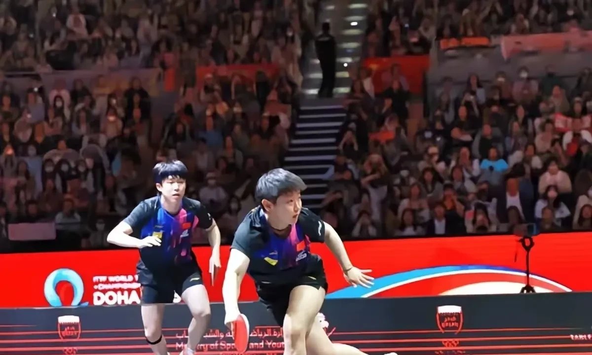 比赛风云突现，选手们全力以赴拼尽全力