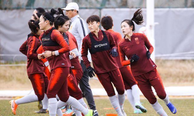 韩国女足联赛赛季收官战激烈上演