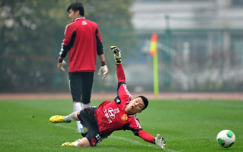 欧预赛强队备战如火如荼，全力争夺殊荣的简单介绍