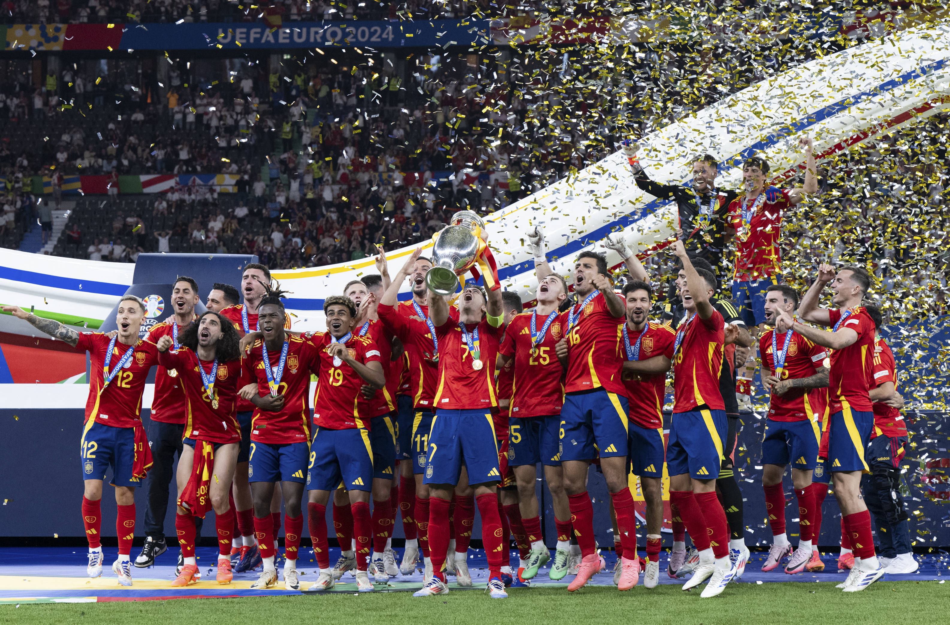 欧洲杯:意大利击败英格兰获得冠军 欧洲杯:意大利击败英格兰获得冠军