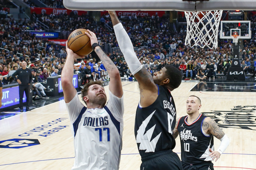 快船胜独行侠,哈雷尔表现抢眼 快船胜独行侠,哈雷尔表现抢眼