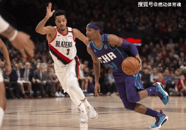 开拓者横扫黄蜂，迎来连胜