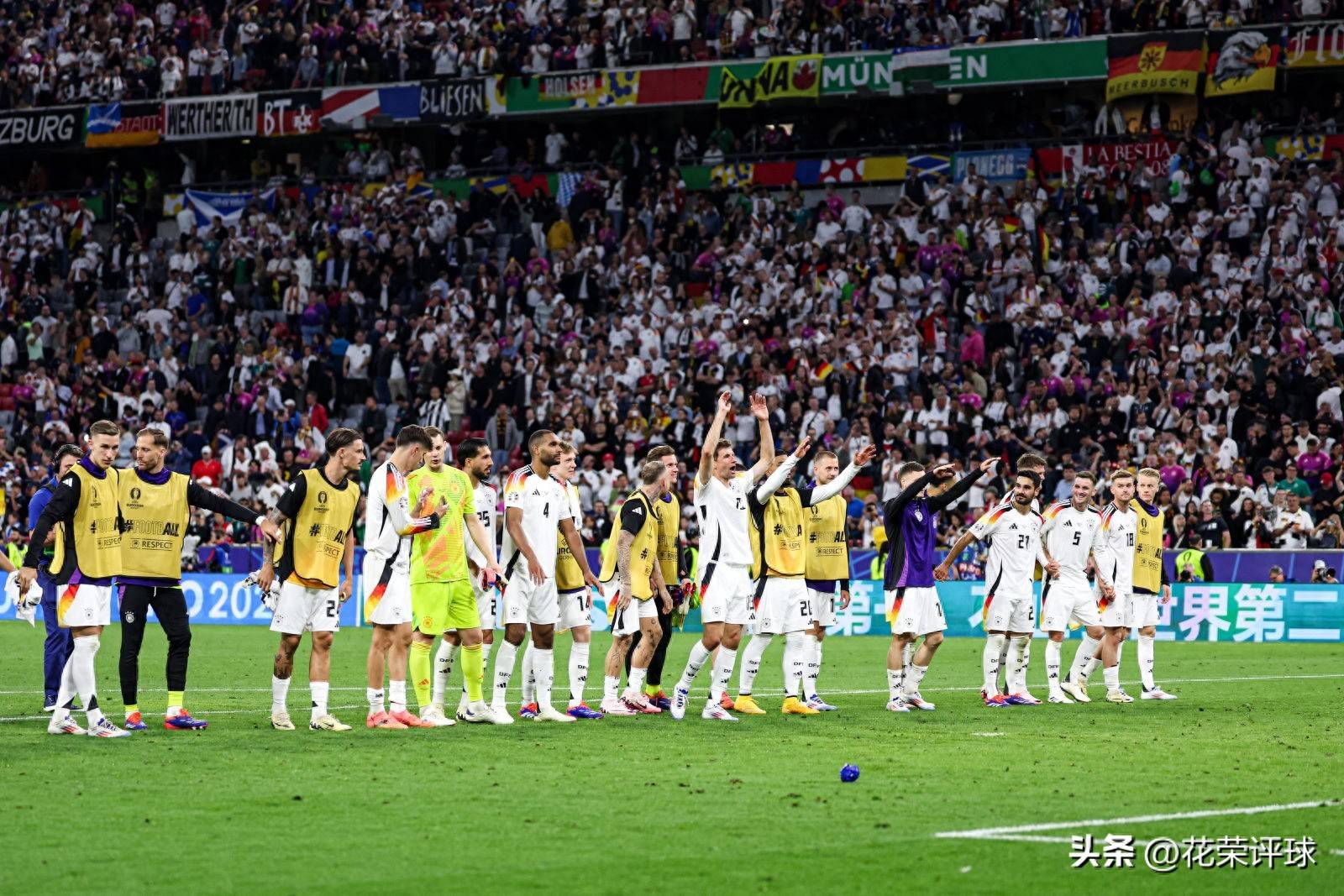 欧洲杯：比利时3-0大胜俄罗斯，开门红！的简单介绍